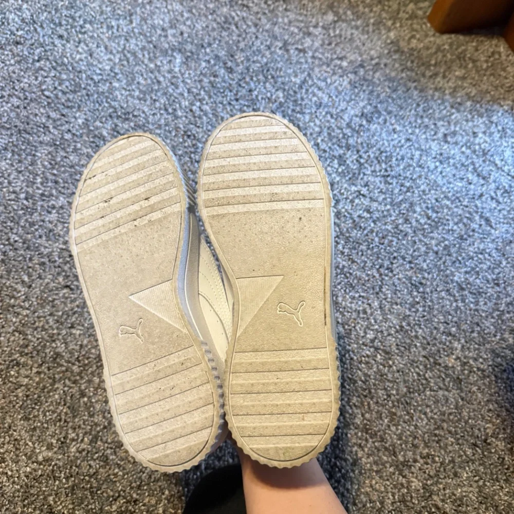 Puma sneakers - Picture 3 of 4